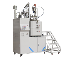 Vertical homogenizing melting furnace