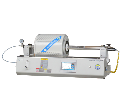 Sliding rail mobile fast annealing furnace