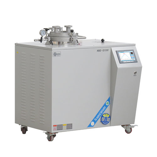 Well type molten salt electroplating furnace